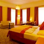 Hotel Drei Raben 4*