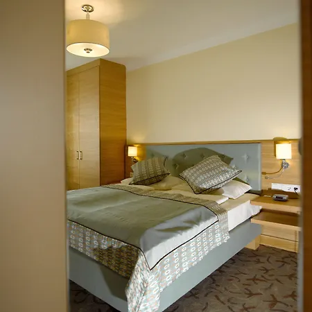 ドライ ラーベン グラーツ