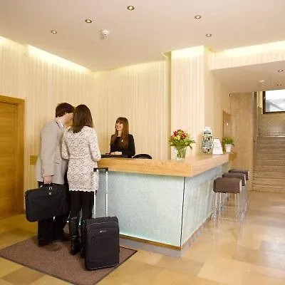 ドライ ラーベン 4*