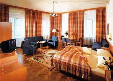 Drei Raben Otel 4*