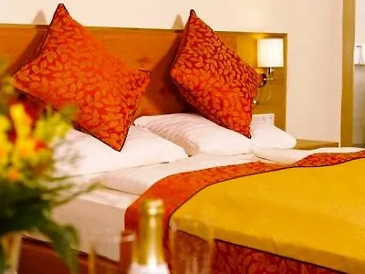 Drei Raben מלון גראץ